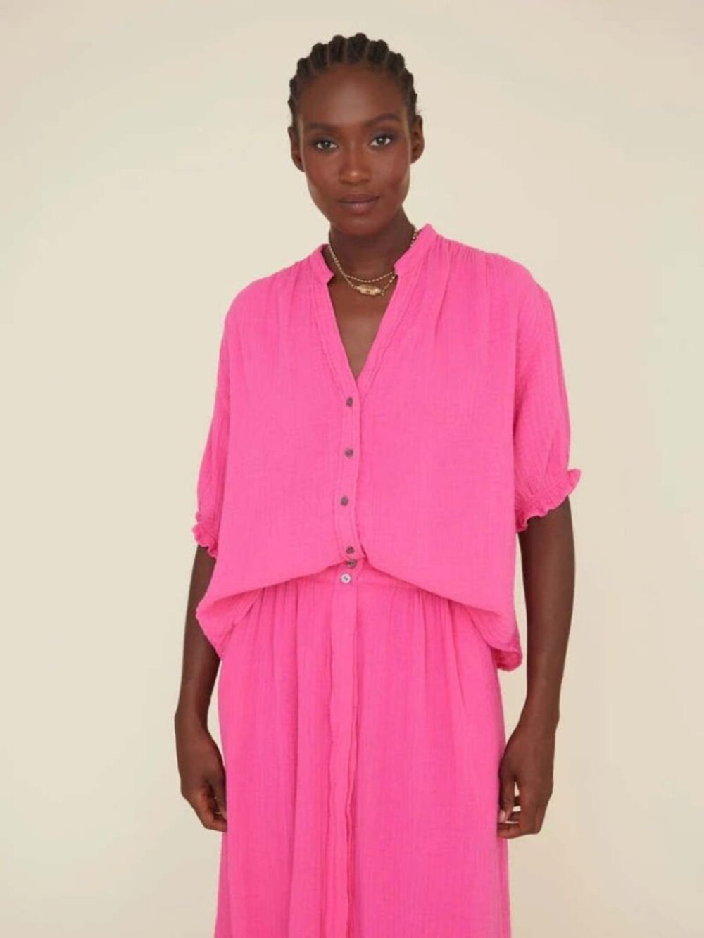 XIRENA Alyss Shirt Hot Pink Size Medium NWT